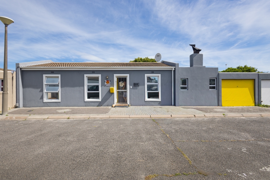 3 Bedroom Property for Sale in Table View Western Cape